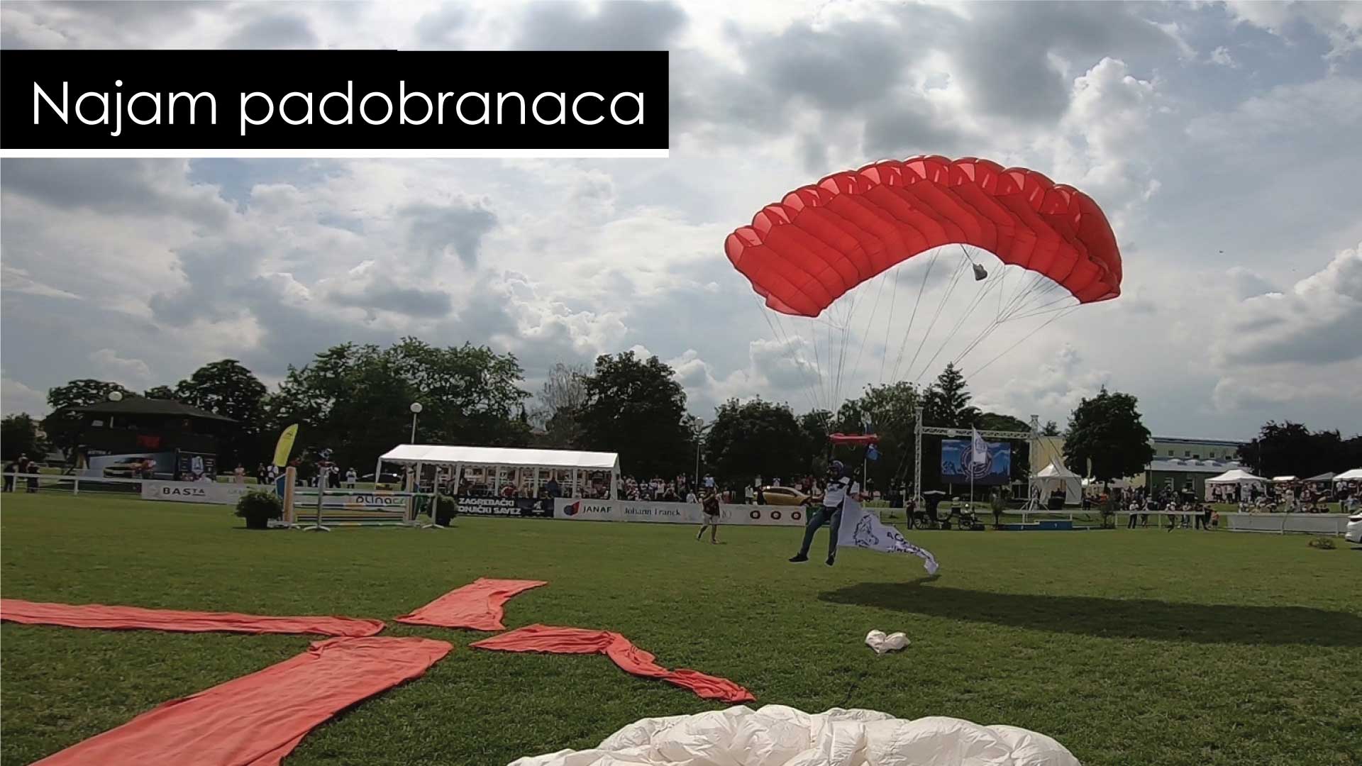 Najam padobranaca za evente